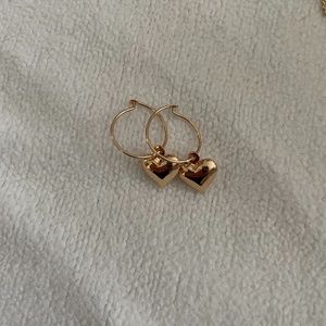 Brandy Melville Heart Earrings